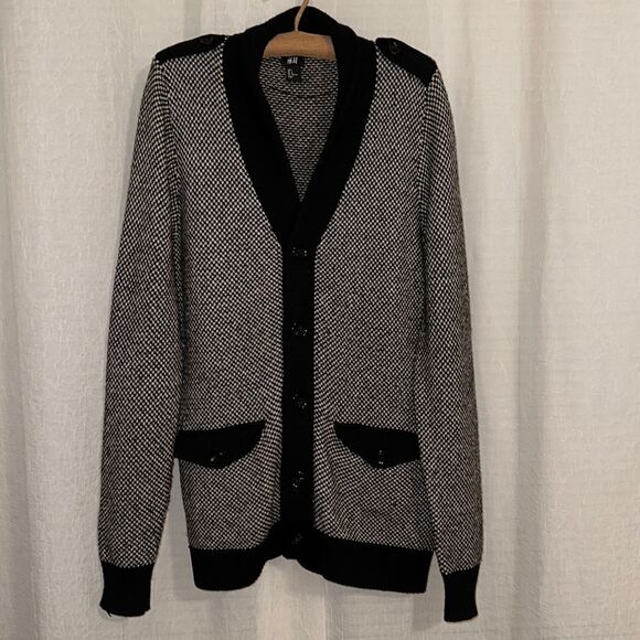 H&M L Black White Checkered Knit Wool Blend Shawl Button Front Cardigan Sweater